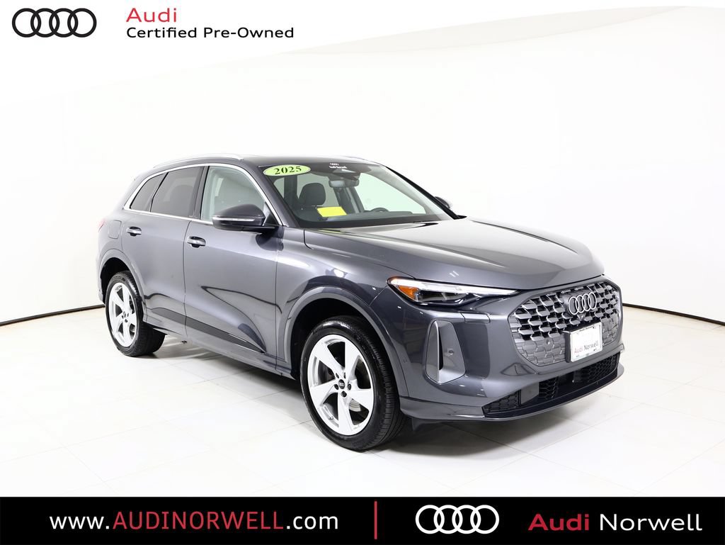 Certified 2025 Audi Q5 Premium w/ Premium Plus AWD/4WD image 1