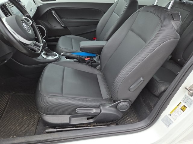 Used 2016 Volkswagen Beetle 1.8T SE FWD image 13