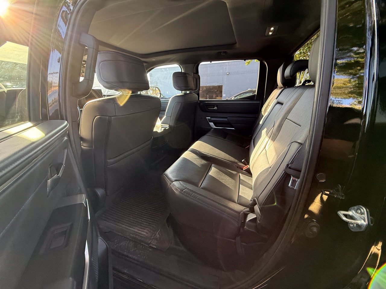 Used 2024 Toyota Tundra Platinum AWD/4WD image 7