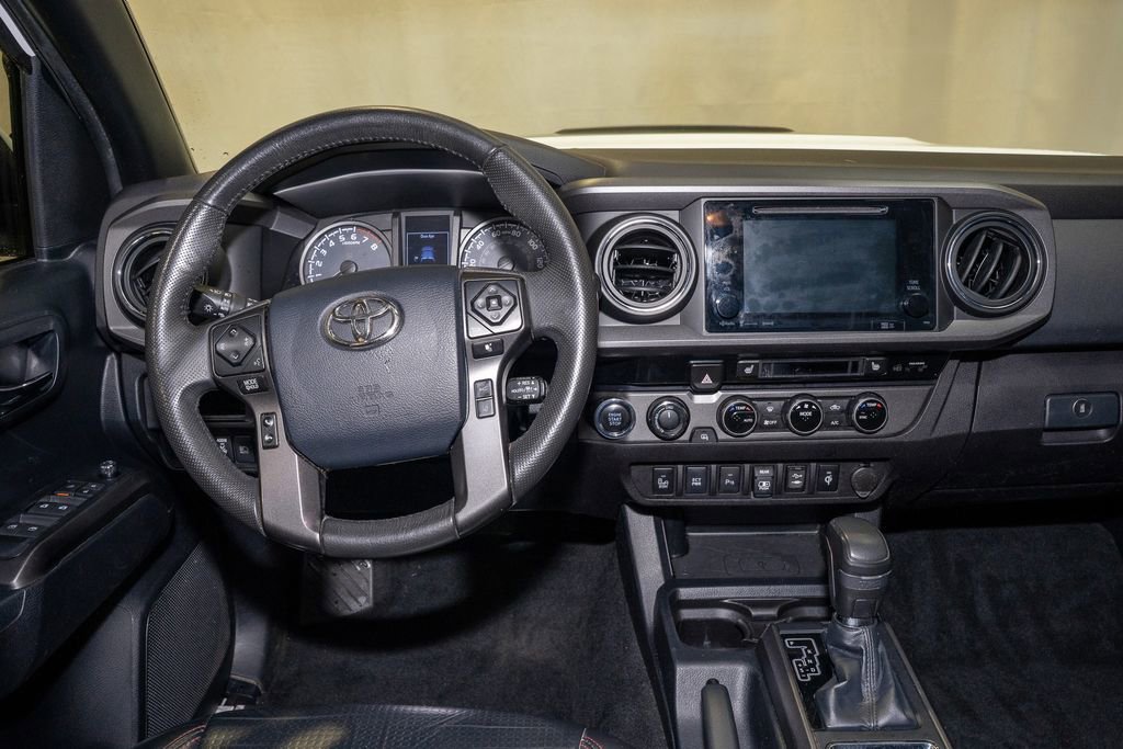 Used 2018 Toyota Tacoma TRD Pro image 2