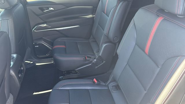 New 2026 Chevrolet Traverse RS w/ LPO, Floor Liner Package FWD image 21