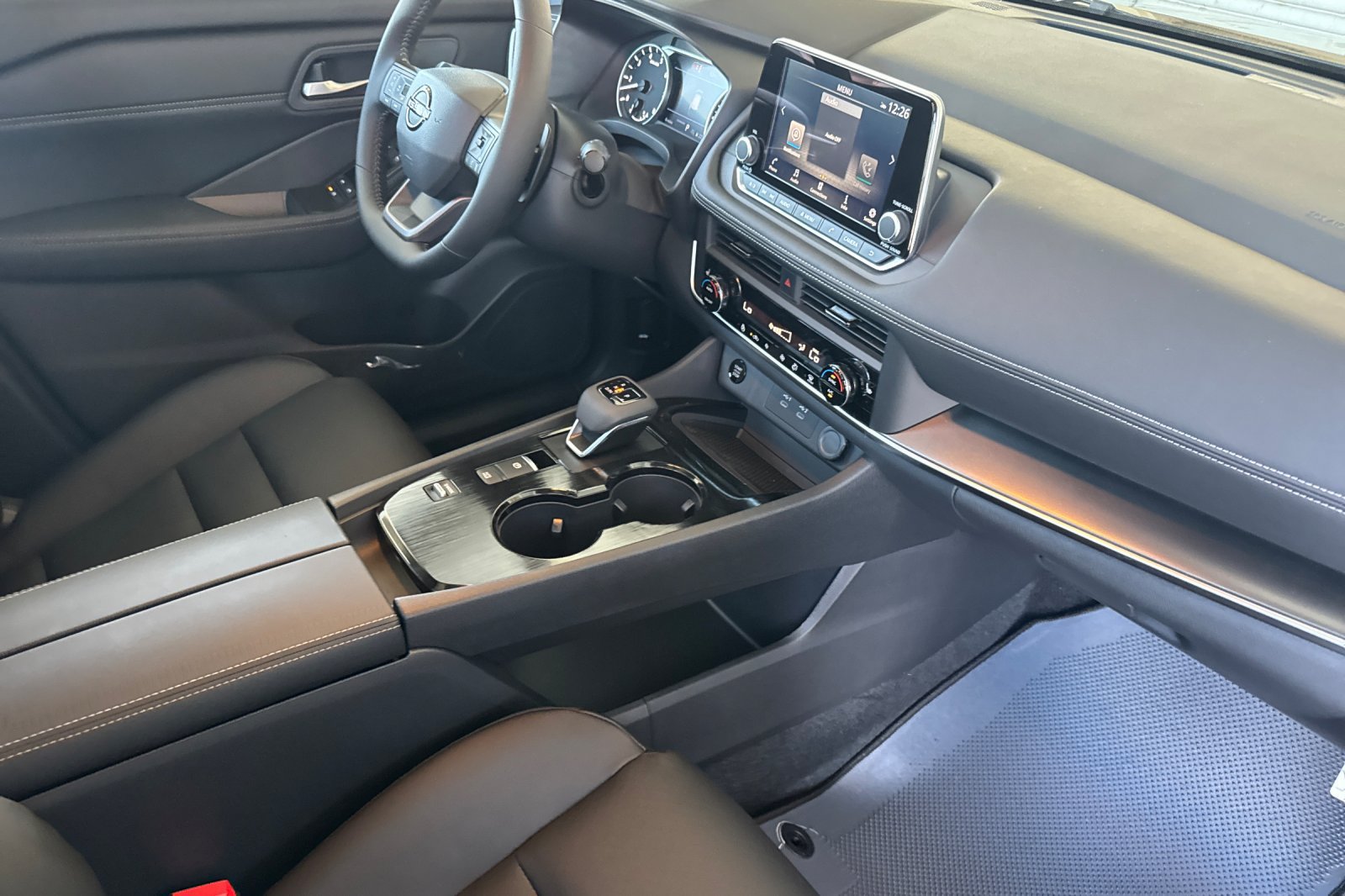 New 2026 Nissan Rogue Dark Armor FWD image 17
