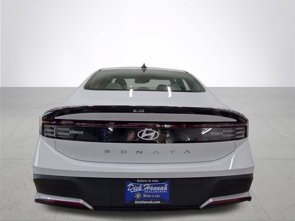 New 2026 Hyundai Sonata SE FWD image 10