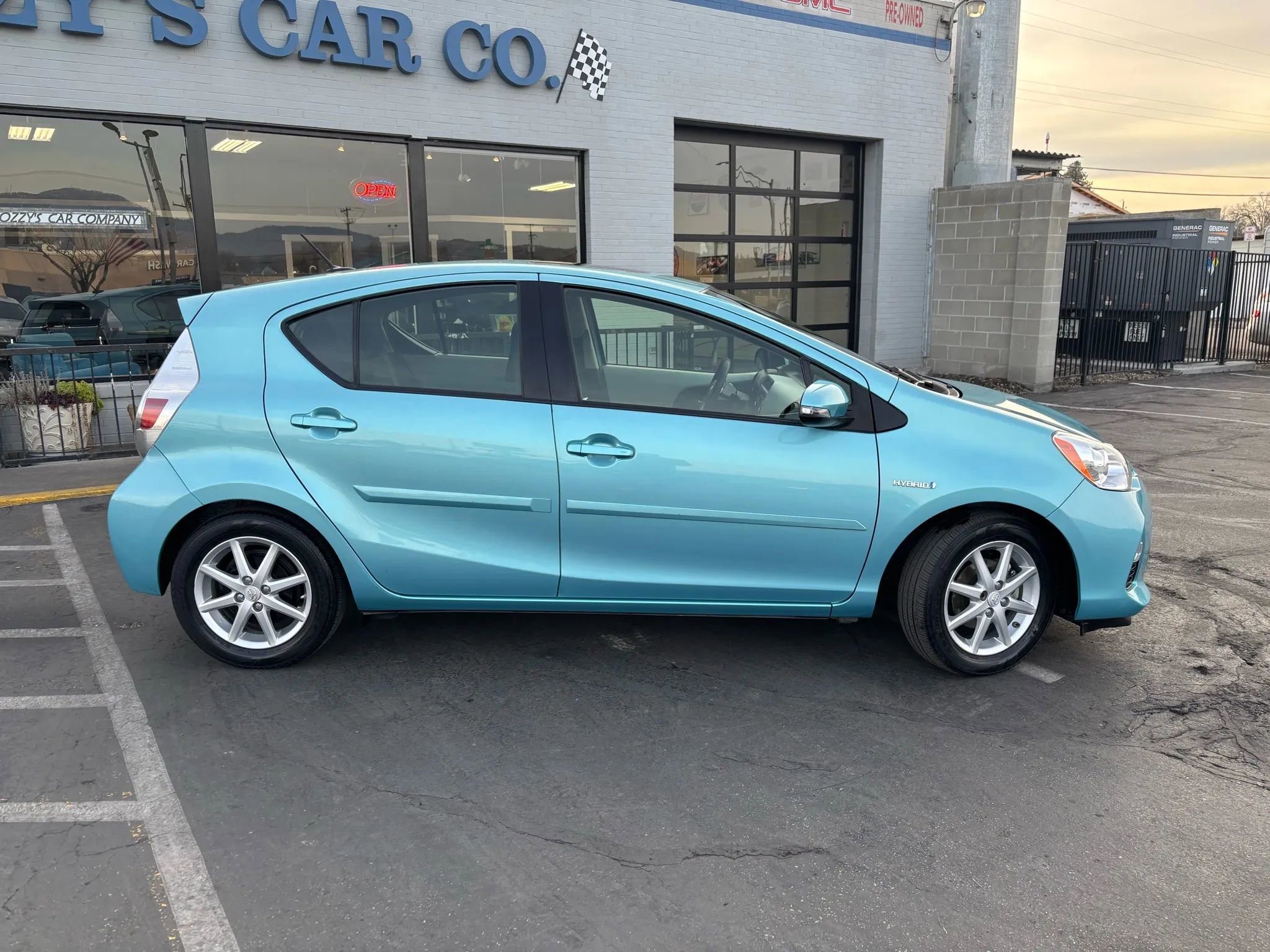 Used 2012 Toyota Prius C Three image 5