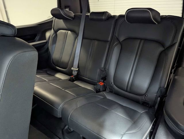 Used 2022 Jeep Grand Wagoneer Series II w/ Premium Group II image 9