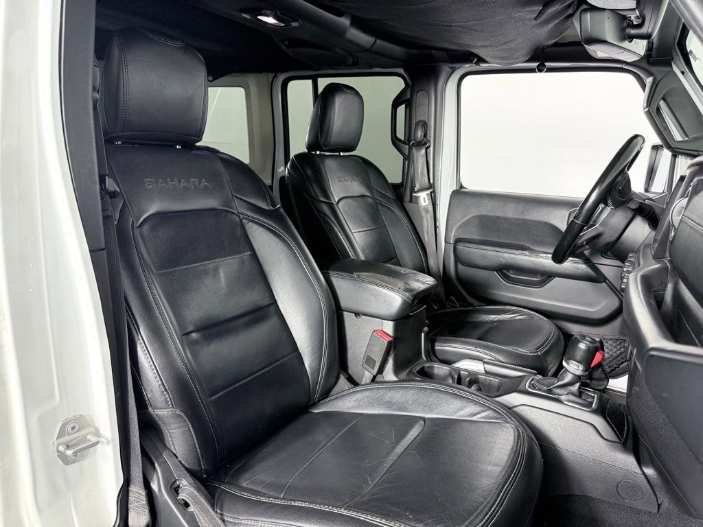 Used 2018 Jeep Wrangler Unlimited Sahara image 12