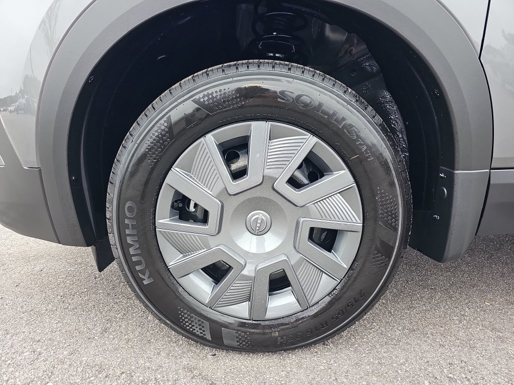New 2027 Nissan Kicks S FWD image 13