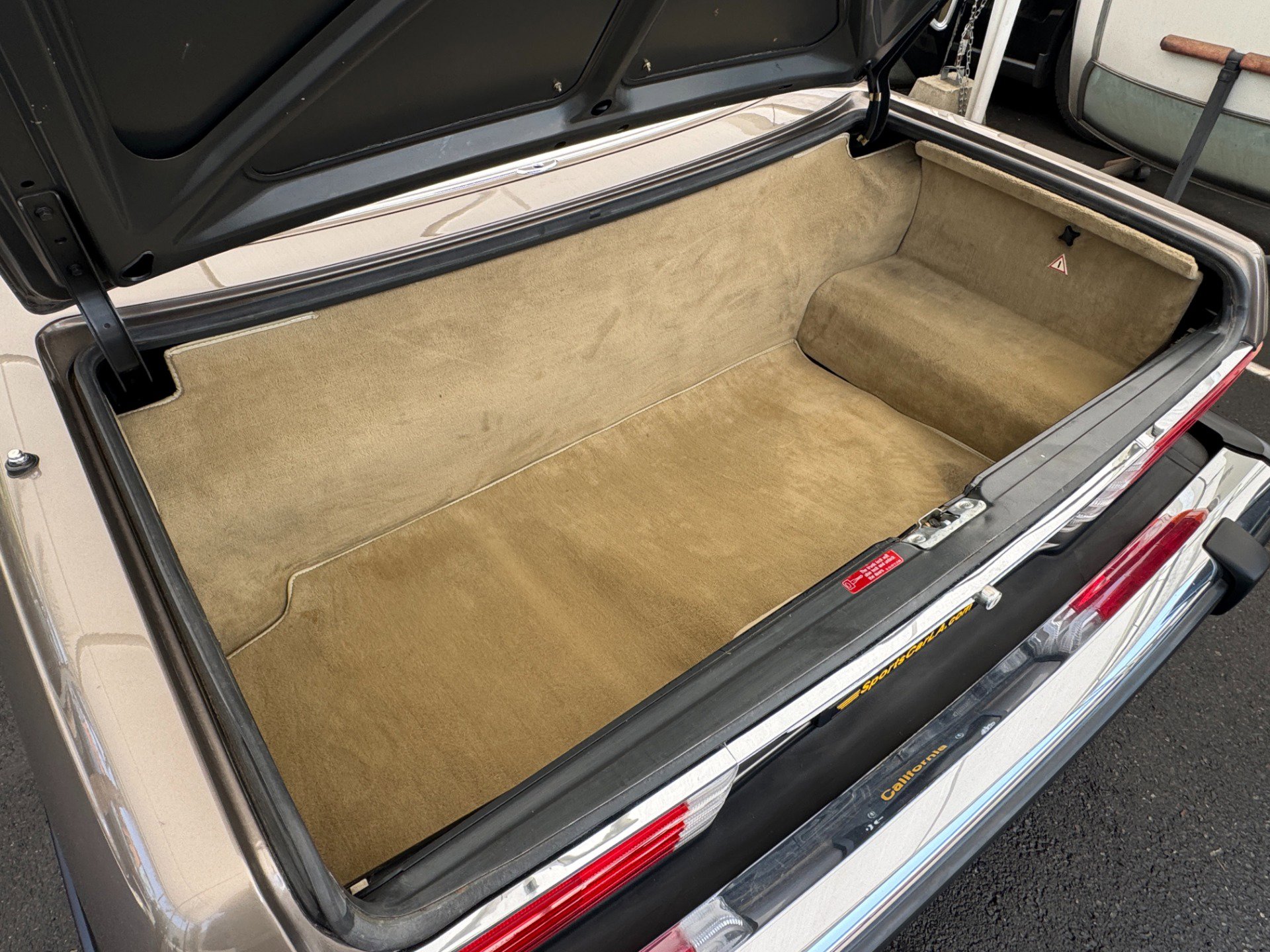 Used 1987 Mercedes-Benz 560 SL image 41
