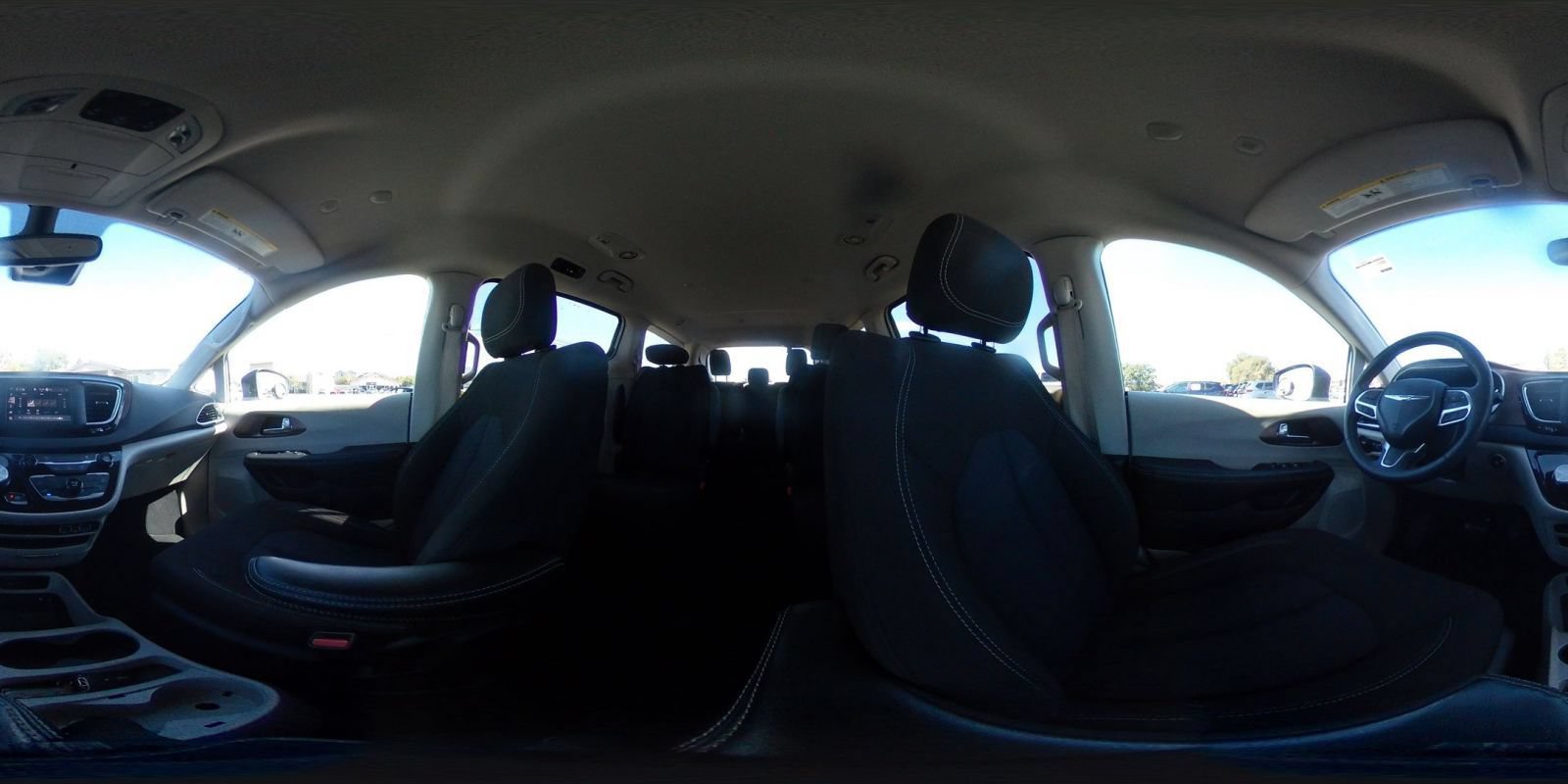Used 2023 Chrysler Voyager LX FWD image 44