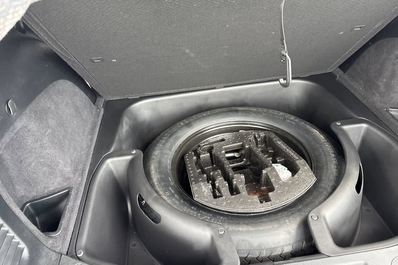 Used 2020 Jeep Grand Cherokee Altitude image 17