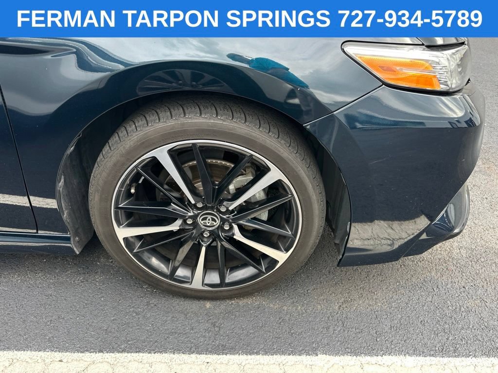 Used 2020 Toyota Camry XSE FWD image 3