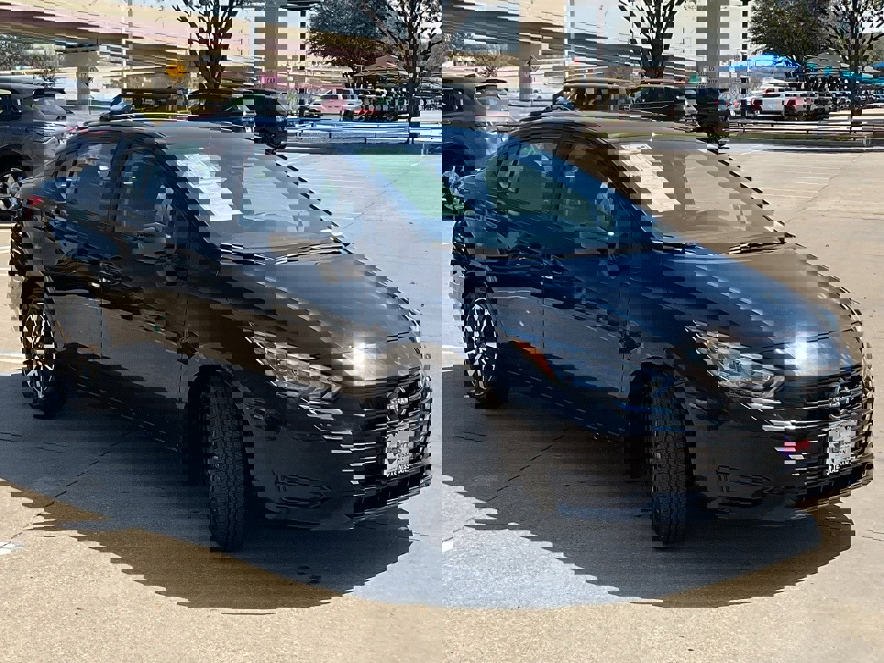 Used 2025 Nissan Versa SV w/ Trunk Package image 4