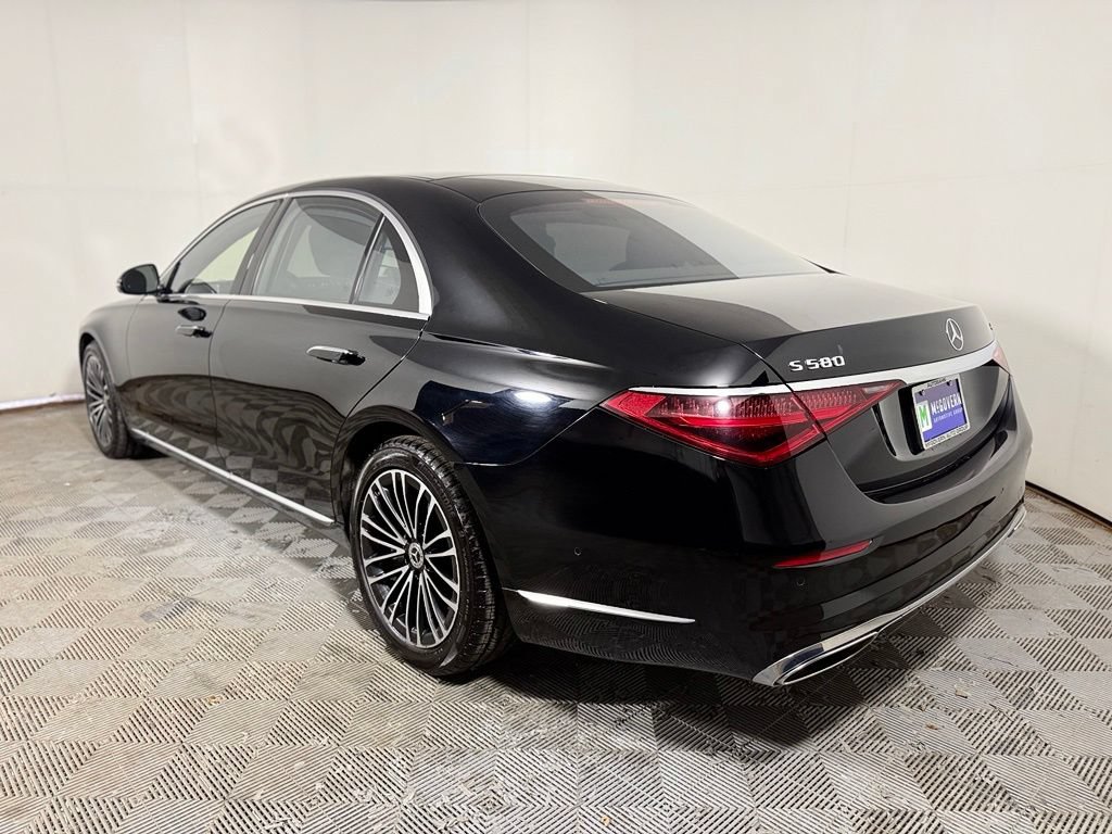 Used 2021 Mercedes-Benz S 580 4MATIC Sedan image 4