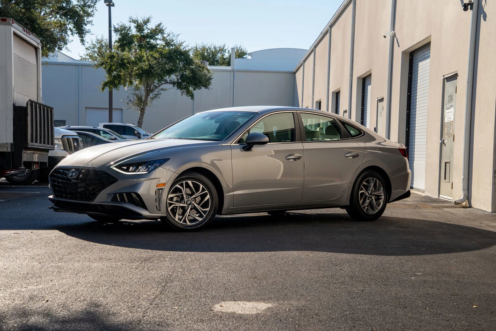 Used 2023 Hyundai Sonata SEL image 3