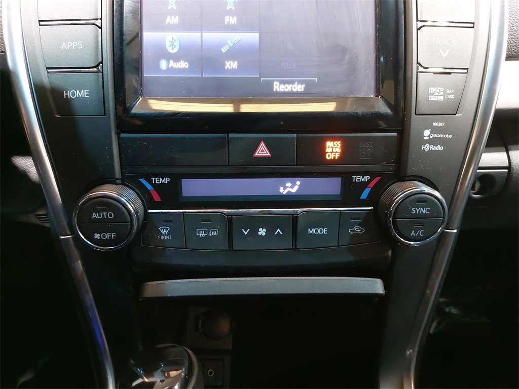 Used 2015 Toyota Camry XSE w/ Moonroof Package image 22