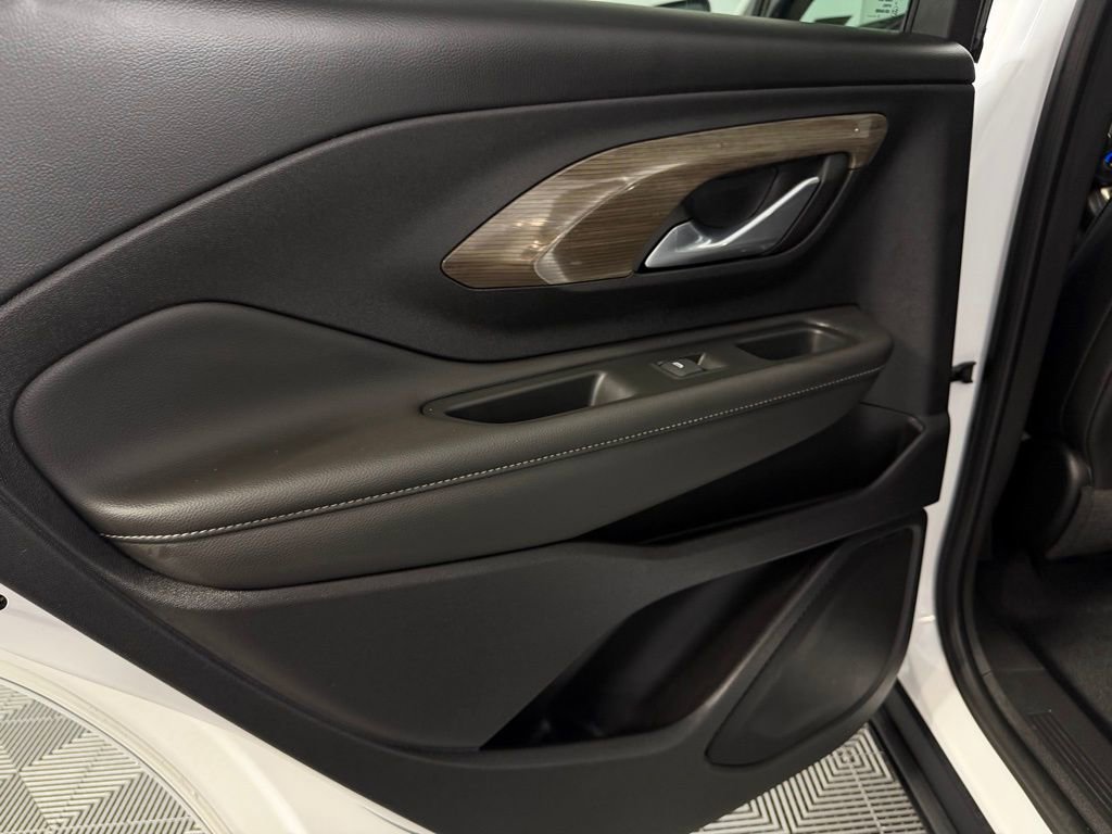 Used 2022 GMC Terrain Denali image 25