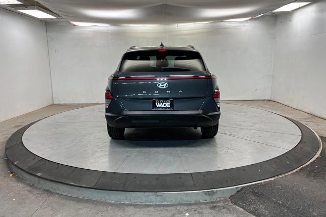 Used 2024 Hyundai Kona SEL image 4