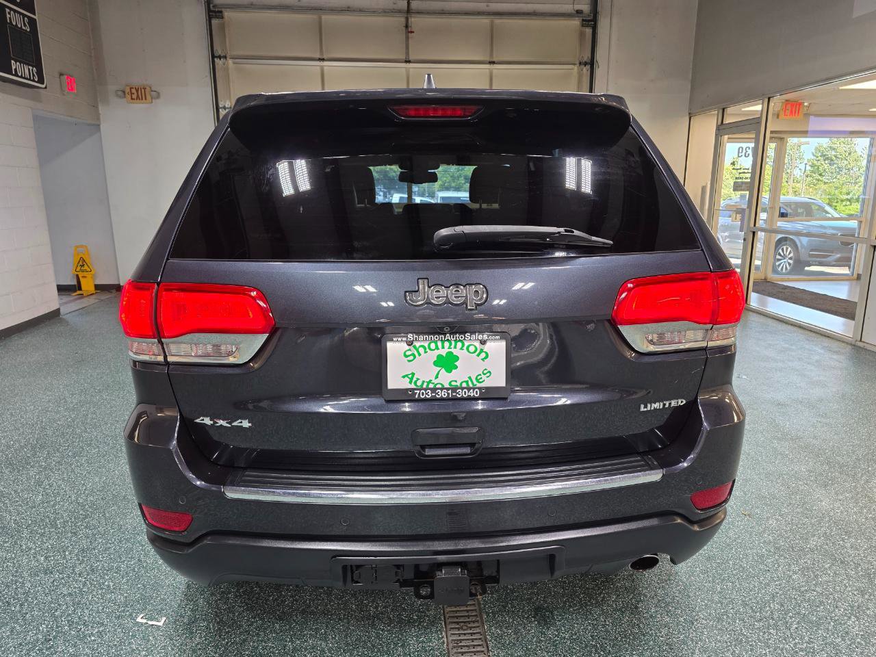 Used 2015 Jeep Grand Cherokee Limited AWD/4WD image 8