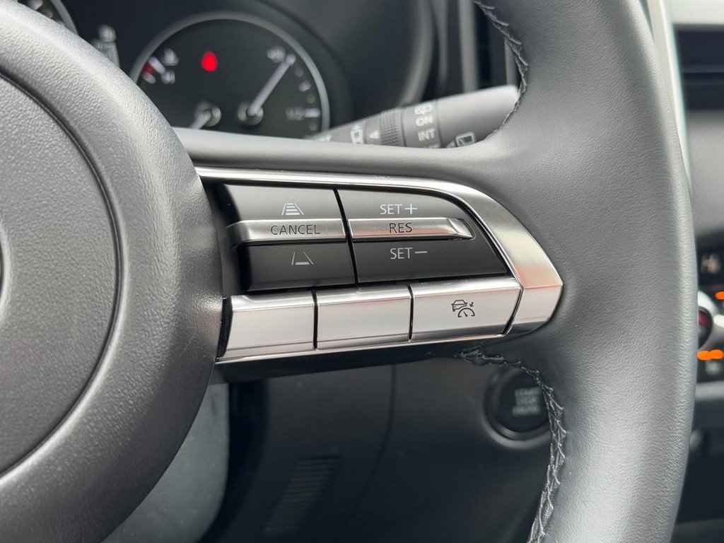 Used 2025 MAZDA CX-50 AWD 2.5 S w/ Premium Package image 17