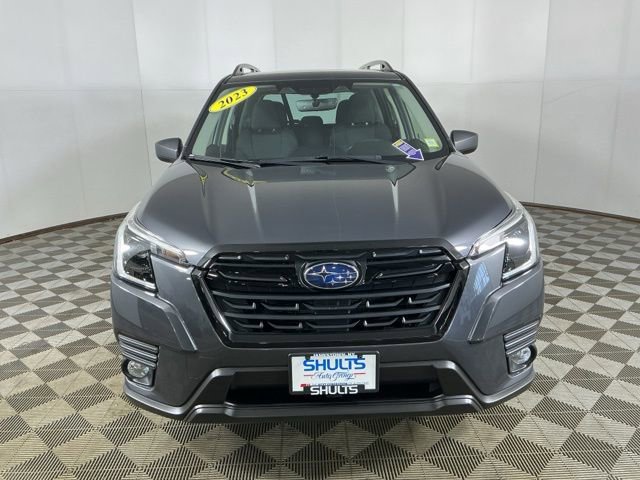 Used 2023 Subaru Forester Premium image 3