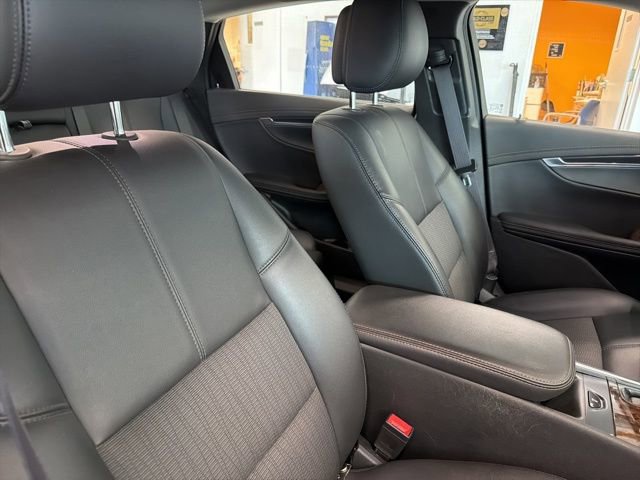 Used 2014 Chevrolet Impala LT image 28