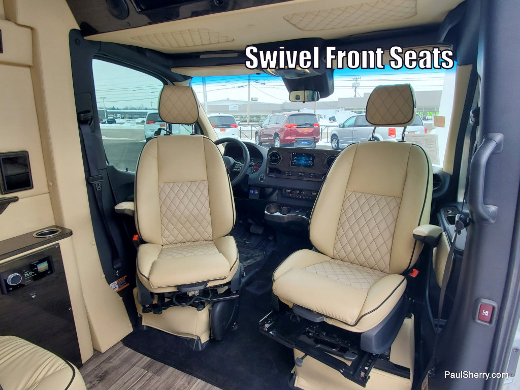 Used 2021 Mercedes-Benz Sprinter 2500 image 35