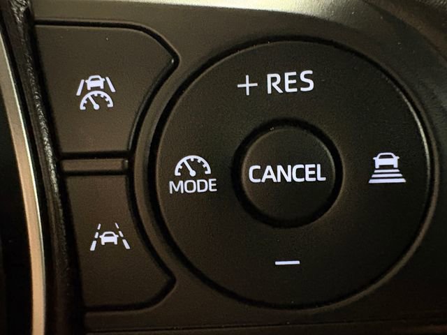 Certified 2025 Toyota Corolla SE image 15