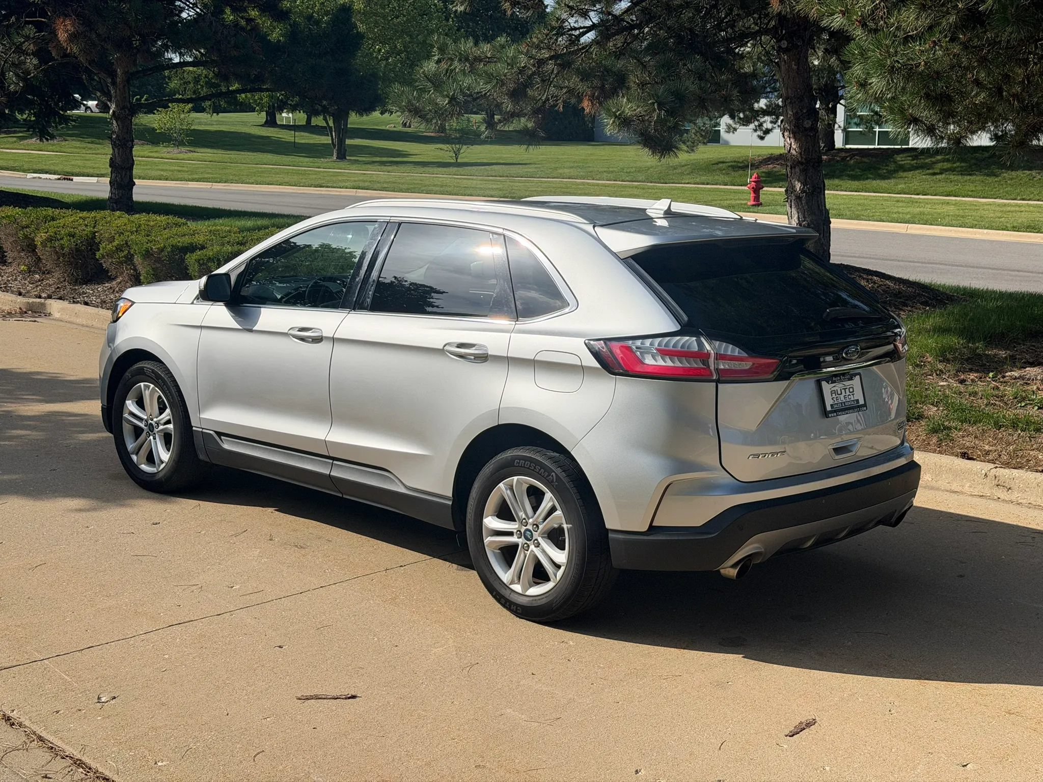 Used 2019 Ford Edge SEL w/ Equipment Group 201A AWD/4WD image 7