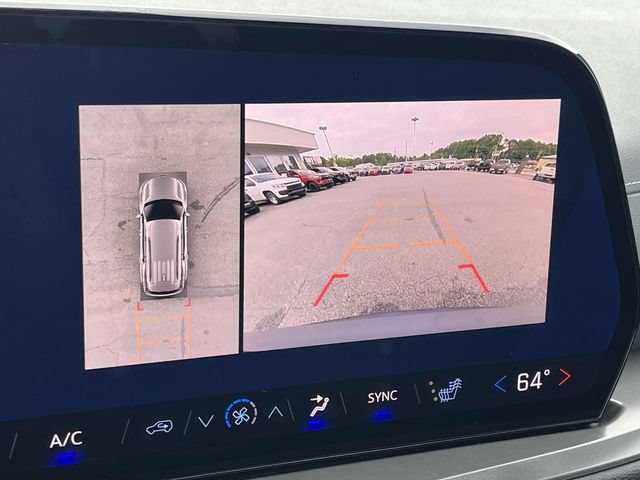 Certified 2024 Chevrolet Traverse LT FWD image 24