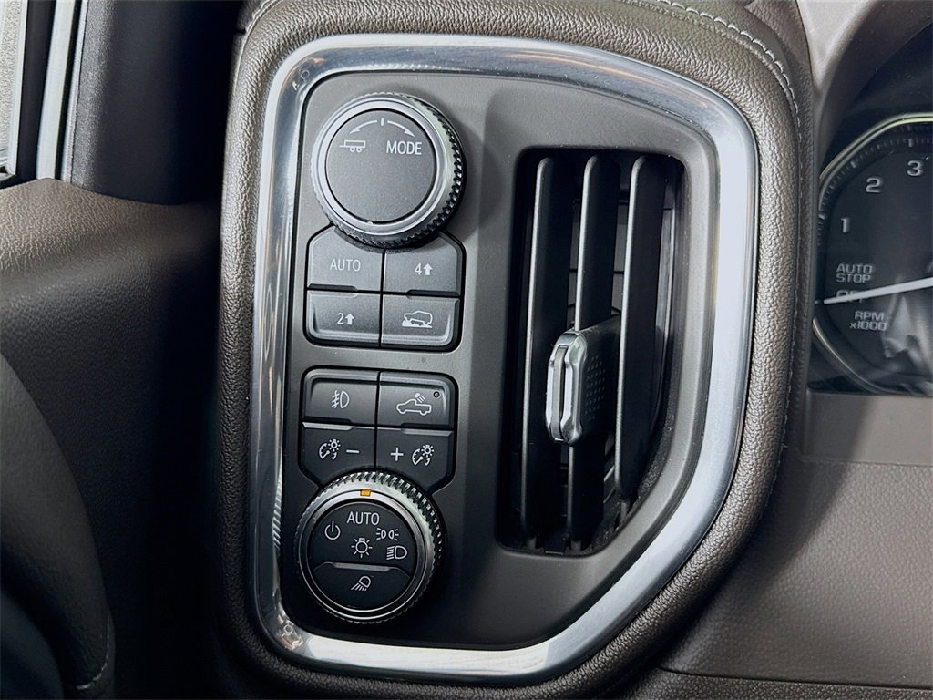 Used 2020 GMC Sierra 1500 Elevation image 16