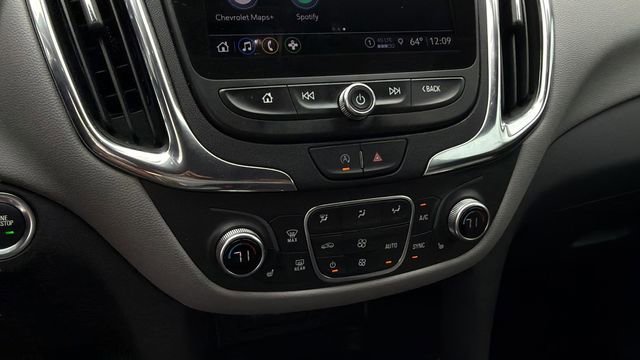 Used 2023 Chevrolet Equinox LT FWD image 28
