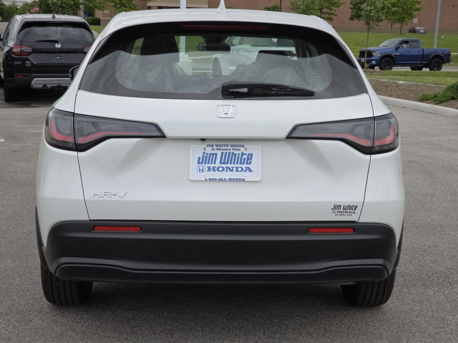 New 2025 Honda HR-V LX image 14