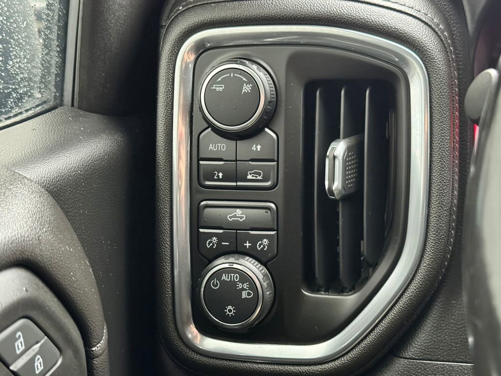 Used 2019 Chevrolet Silverado 1500 LT w/ All-Star Edition image 29