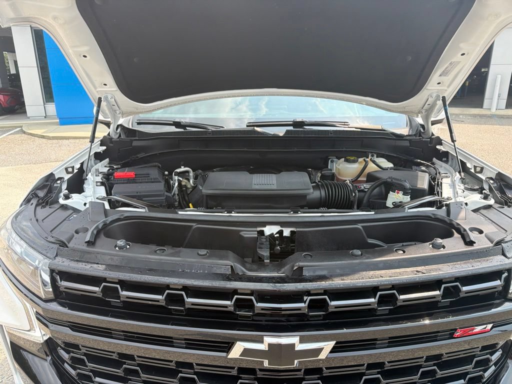 Used 2023 Chevrolet Tahoe Z71 w/ Max Trailering Package AWD/4WD image 11