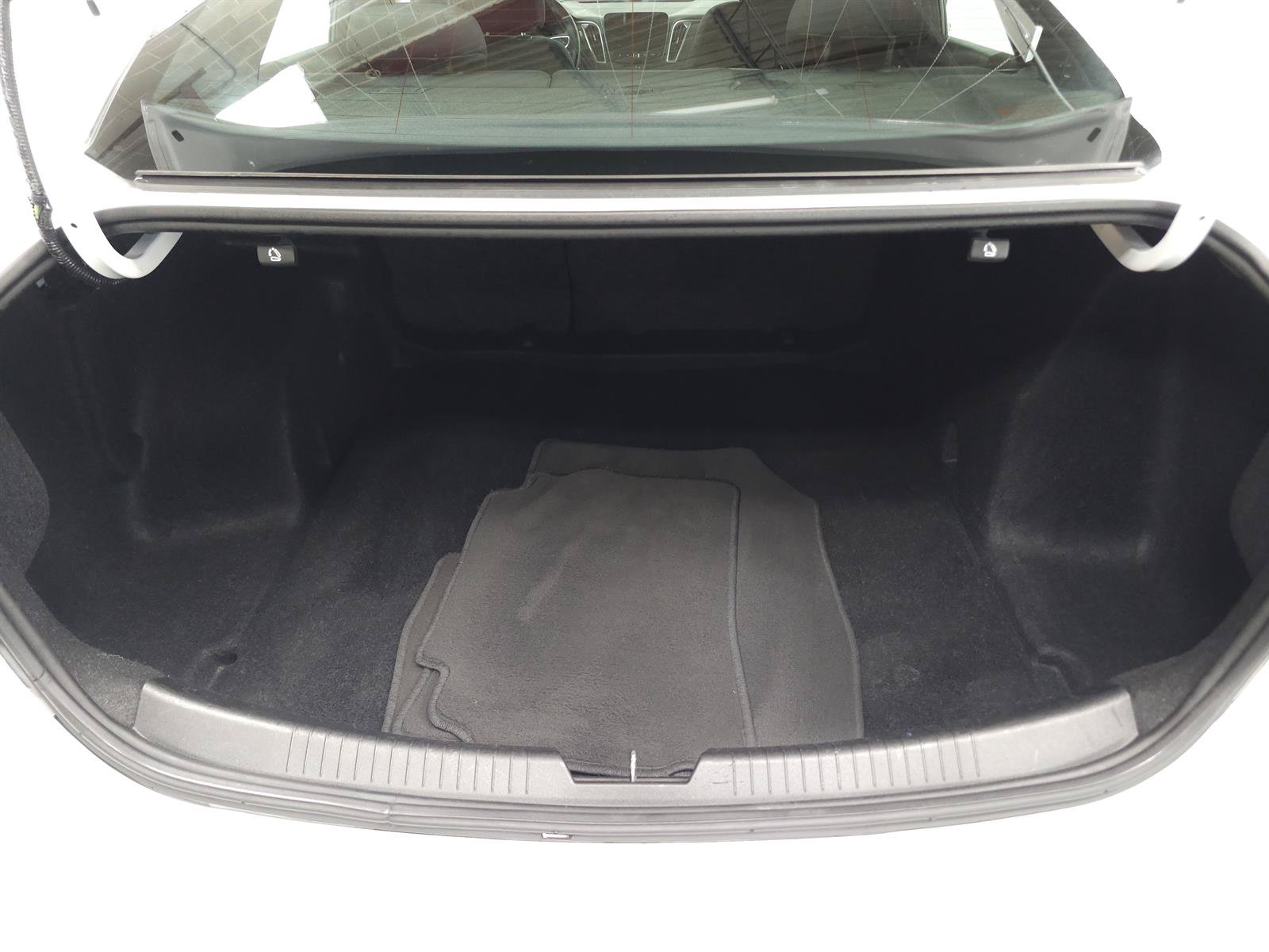 Used 2023 Chevrolet Malibu LS w/ Driver Confidence Package FWD image 9