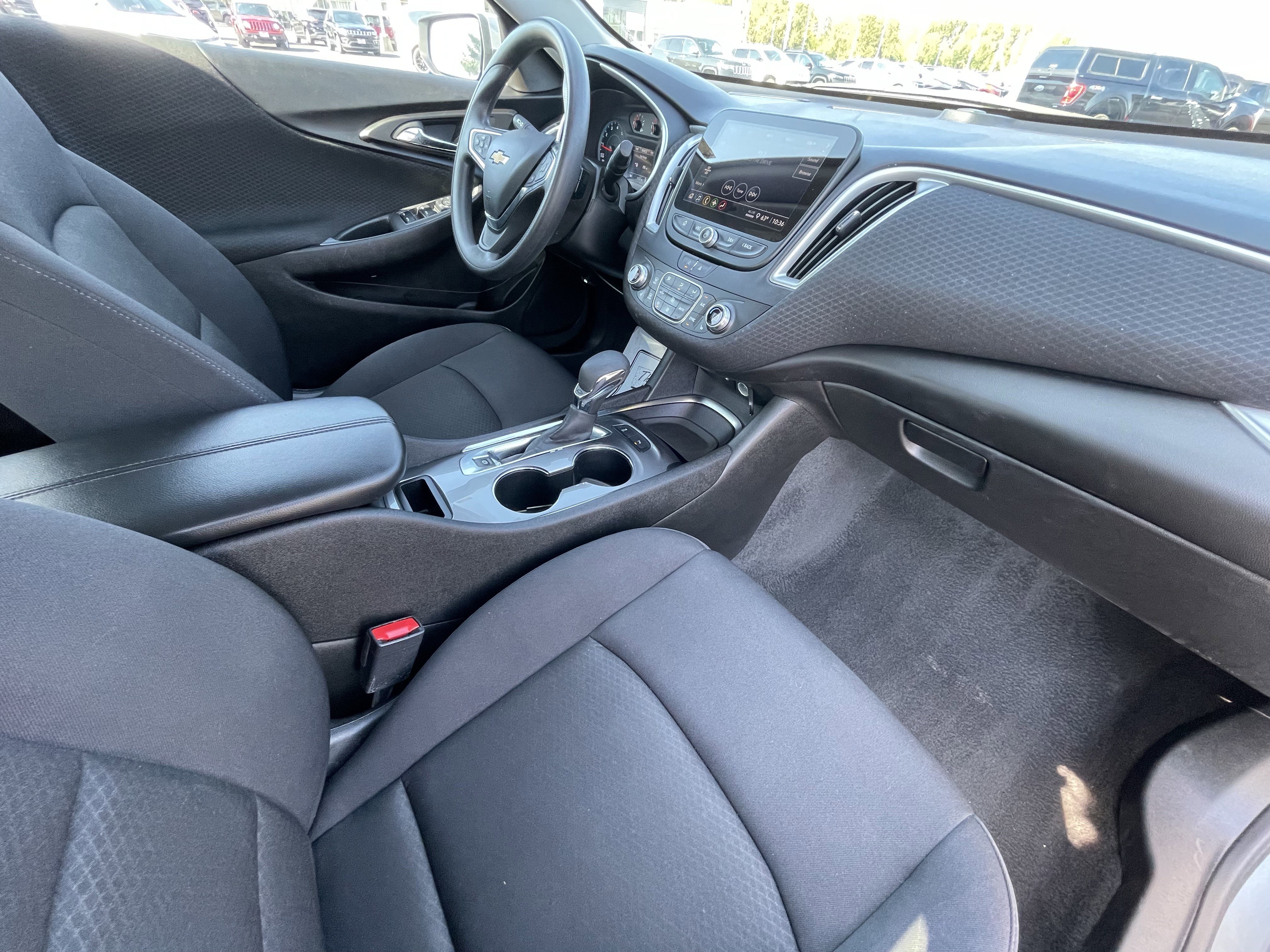 Used 2024 Chevrolet Malibu LT image 36