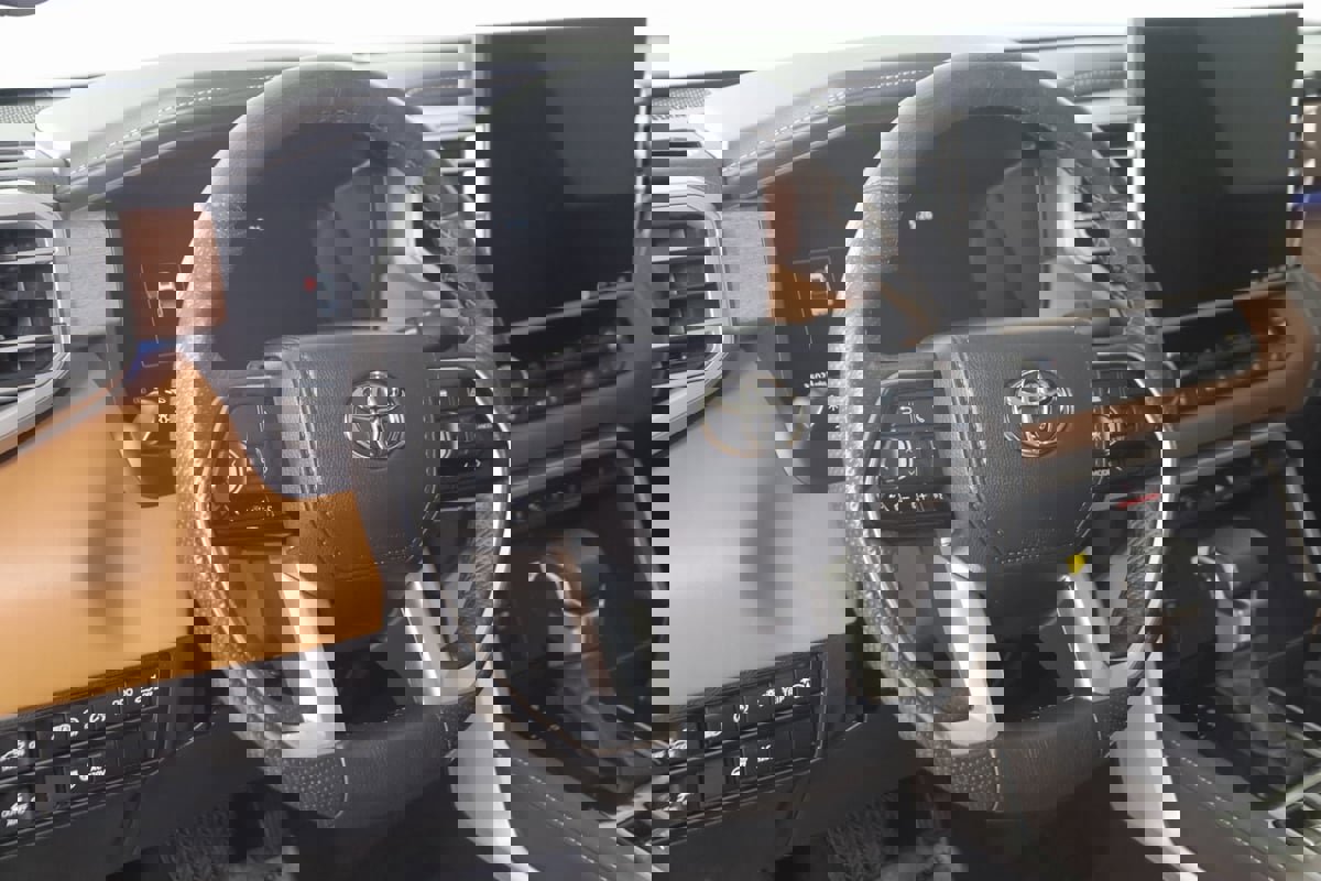 Used 2023 Toyota Tundra 1794 Edition image 6