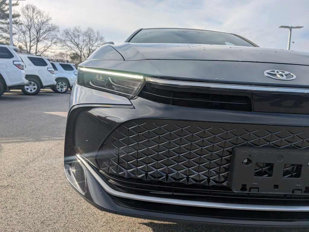 Used 2025 Toyota Crown XLE image 10