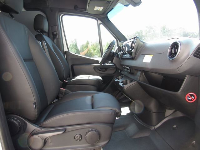 New 2025 Mercedes-Benz Sprinter 2500 image 15