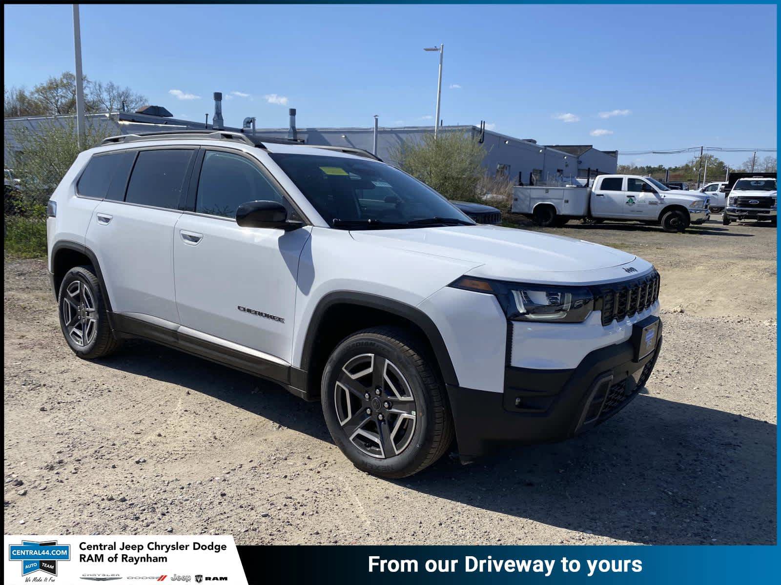 New 2026 Jeep Cherokee Laredo AWD/4WD image 1