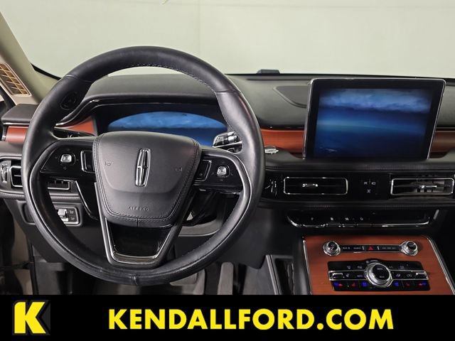 Used 2020 Lincoln Aviator Reserve w/ Equipment Group 201A image 9