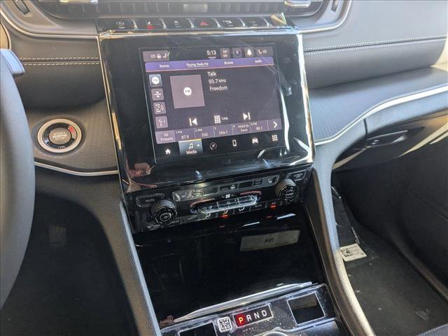 New 2025 Jeep Grand Cherokee L Laredo w/ Luxury Tech Group I image 13