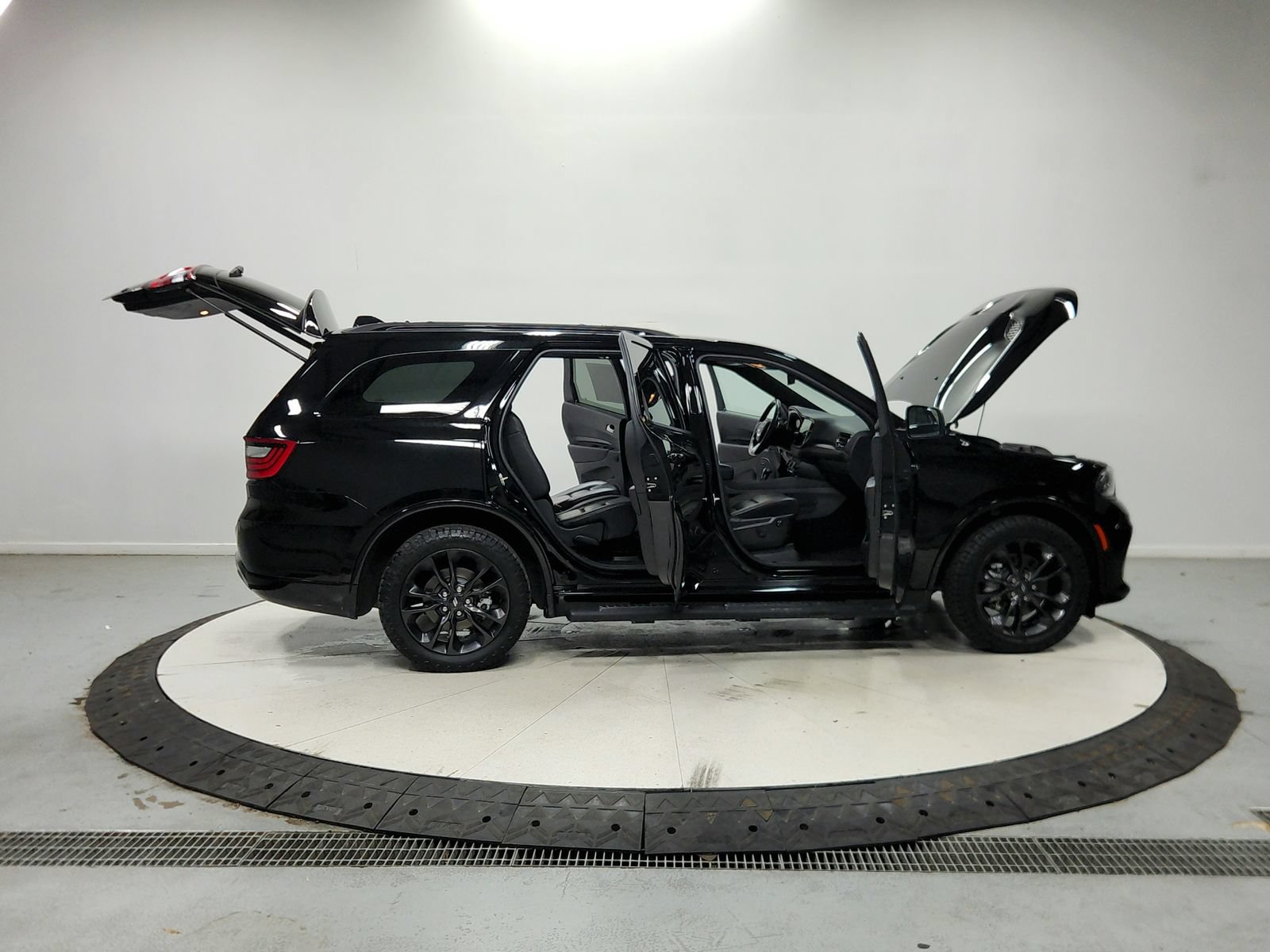 Used 2024 Dodge Durango R/T AWD/4WD image 17