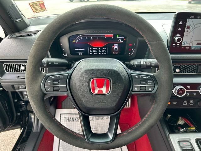 Used 2023 Honda Civic Type R image 15