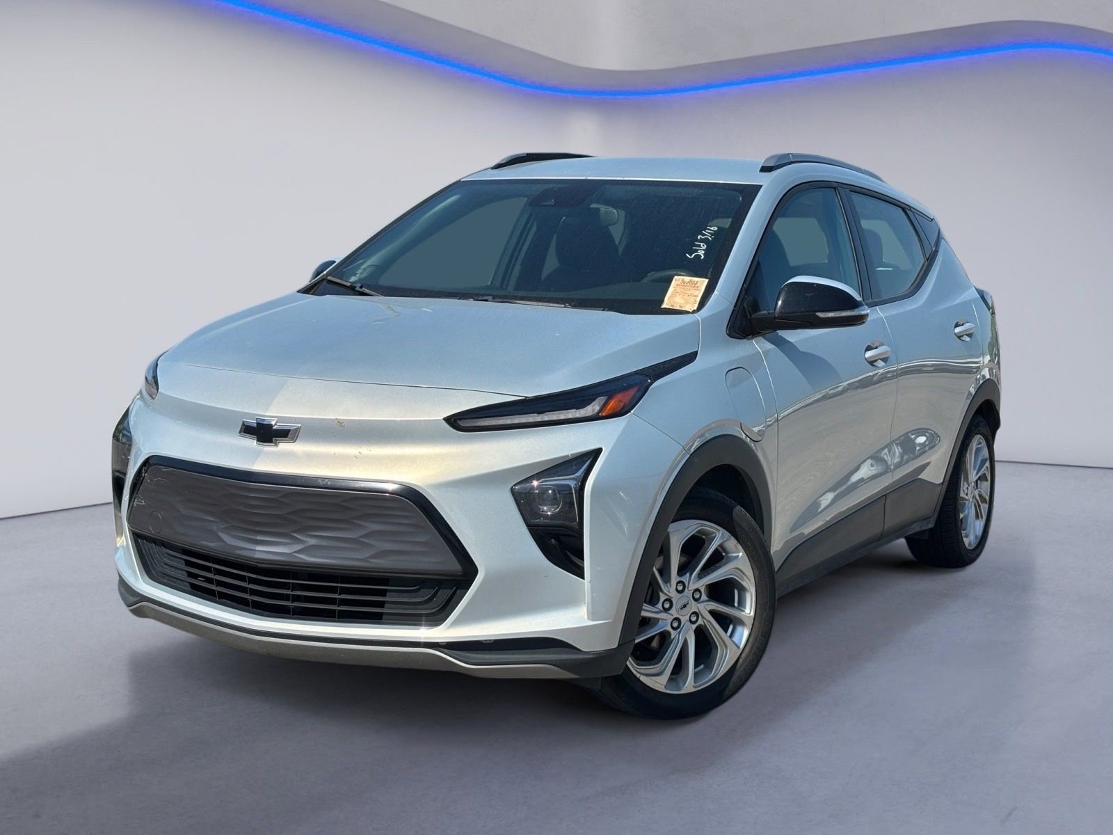 Used 2023 Chevrolet Bolt EUV LT image 2