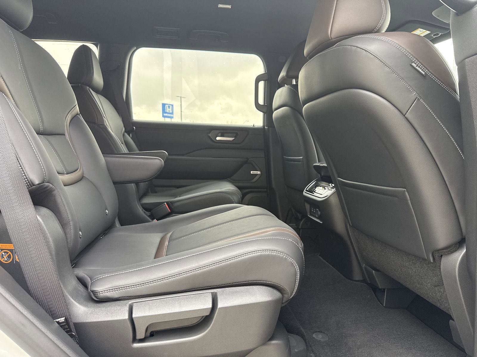 New 2026 Nissan Armada SL w/ Captain's Chari Seat Package image 45
