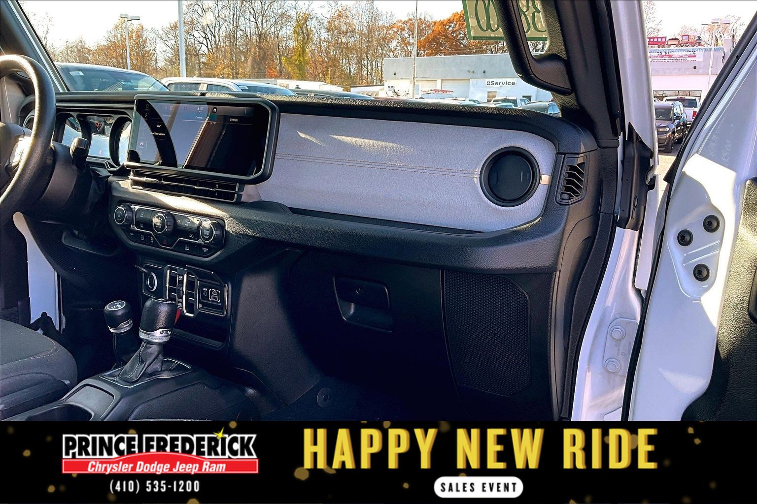 Used 2024 Jeep Gladiator Sport image 13