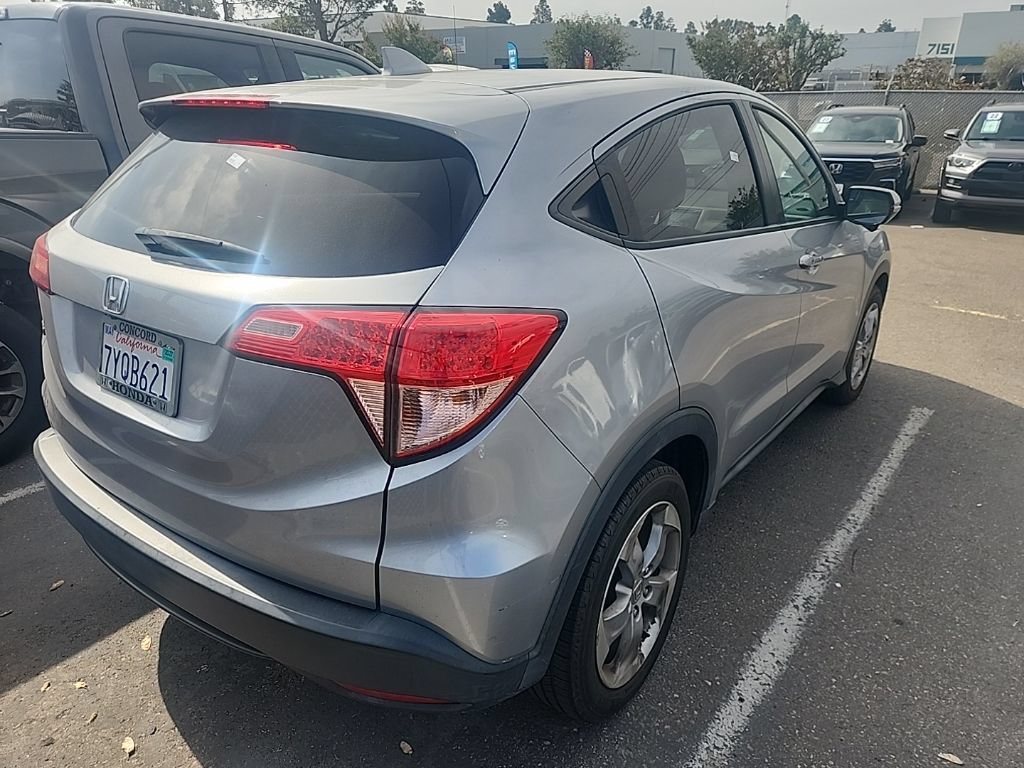 Used 2017 Honda HR-V EX image 12