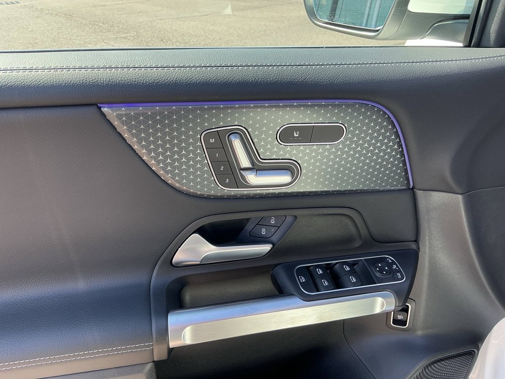 New 2026 Mercedes-Benz GLB 250 4MATIC image 16