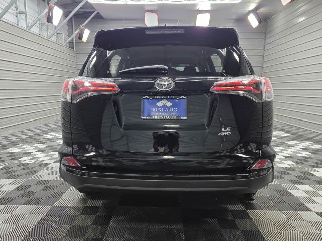 Used 2018 Toyota RAV4 LE w/ All Weather Liner Package AWD/4WD image 6